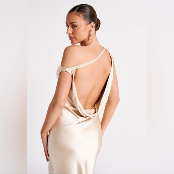 Meshki Gold Yvette Dress - size small. - Picture 2 of 8